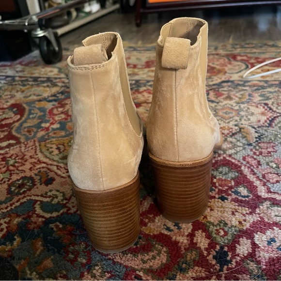 Cream suede/dark sand Jenni Kayne Frankie chelsea booties - Picture 5 of 9